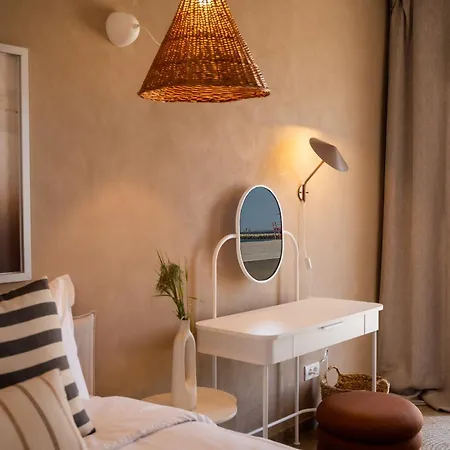 Rezident Guest house