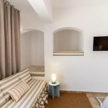 Rezident Гостьовий будинок