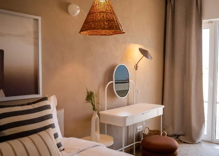 Rezident بيت ضيافة