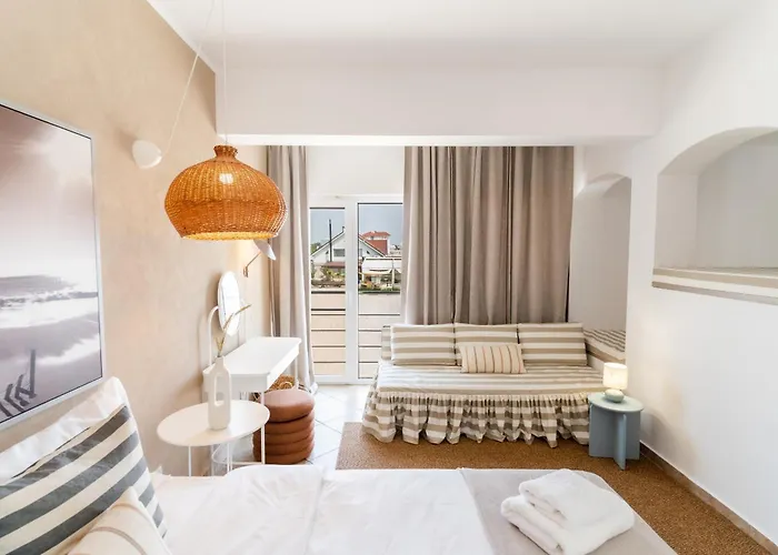 Rezident 3* إيفوري نورد